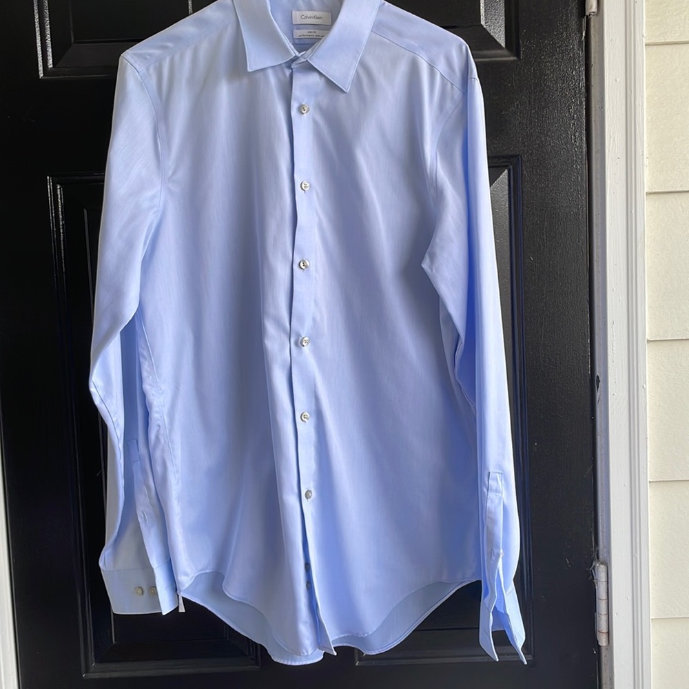 Gently used crisp button down - Slim Fit performance non-iron.  15.5” neck